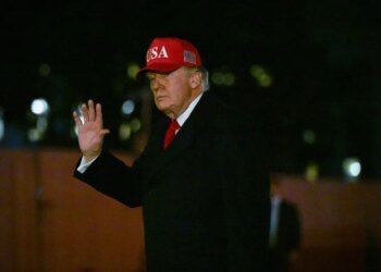 Trump proposes resuming dialogue with Iran in 48 hours while Israel-Lebanon contacts advance