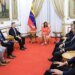 John Barrett begins his management in Caracas with a key meeting with Delcy Rodríguez