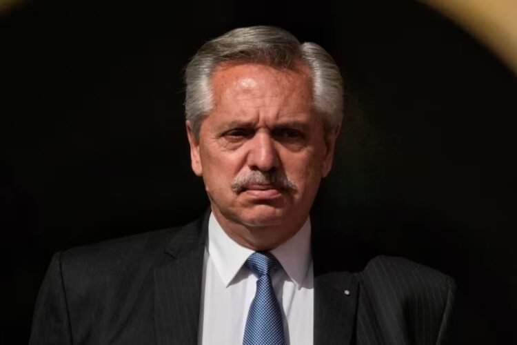 The Chamber of Cassation annulled the prosecution of Alberto Fernández in the case for contracting State insurance