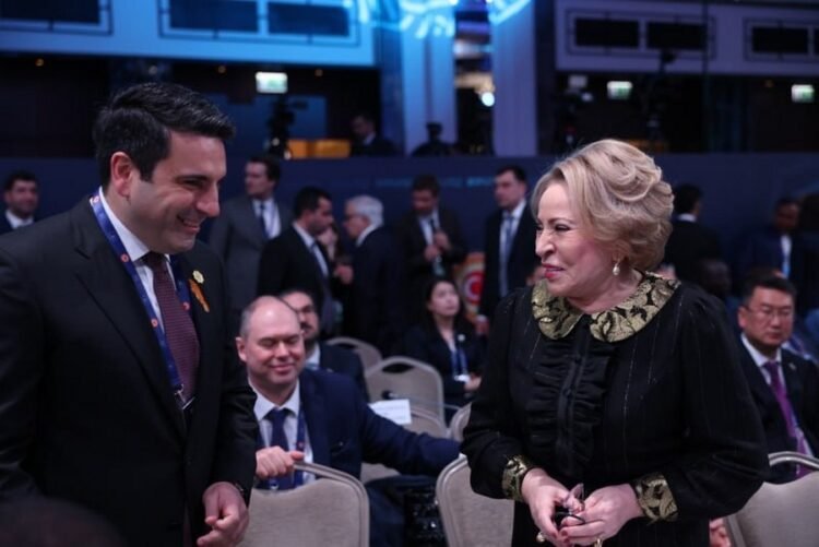 Alen Simonyan had short contacts with colleagues from other countries in Istanbul