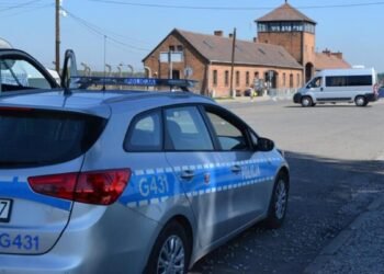 Foreign Nationals Storm Auschwitz Grounds – Now in Police Custody