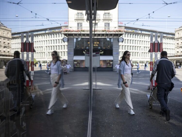 Net Swiss household wealth rises to above CHF5 trillion