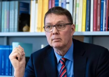 Why banking professor Kunz doesn’t take UBS’s threats to leave seriously