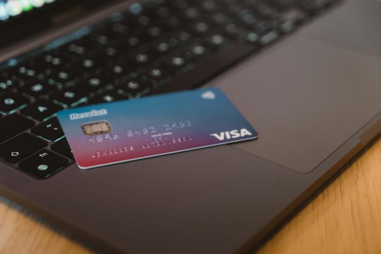 Turkmenistan sees growth in number of active bank cards in April 2026