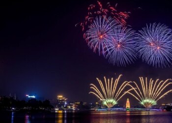 Fireworks light up Vietnam’s Phu Tho ahead of Hung Kings’ Commemoration Day