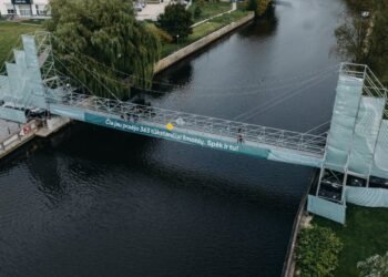 Klaipėda is preparing for the Italian days: the renovated “Community Bridge” is being installed