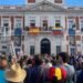 Madrid: Puerta del Sol is filled with flags to welcome Machado