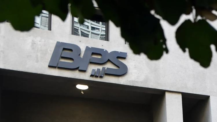 The BPS job call opened to hire 86 administrators with a salary of $82 thousand: the requirements
