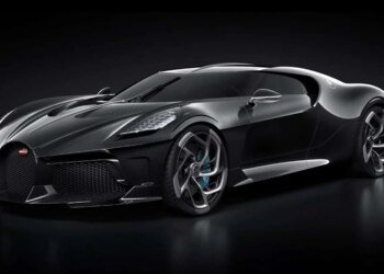 Porsche gives up stake in Bugatti