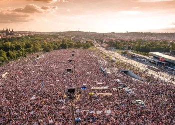 Large demonstration on Prague’s Letná: Up to 400,000 participants expected on Saturday