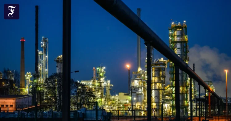 Oil supply: Is there an alternative to the Druzhba pipeline?