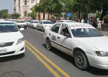 They authorize an increase of L5 to the fare of collective taxis in Honduras
