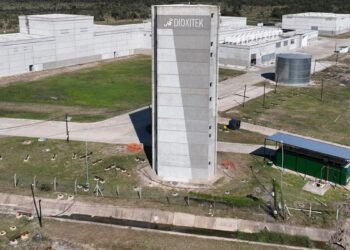 What is the investment that a US company wants to make for US$230 million?