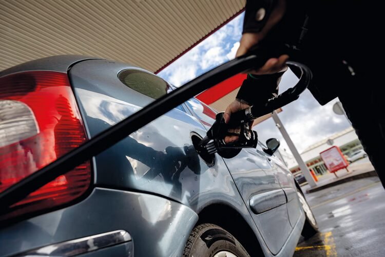 Diesel falls by 4 cents and gasoline rises by 2.5 cents: fuel prices next week in Portugal