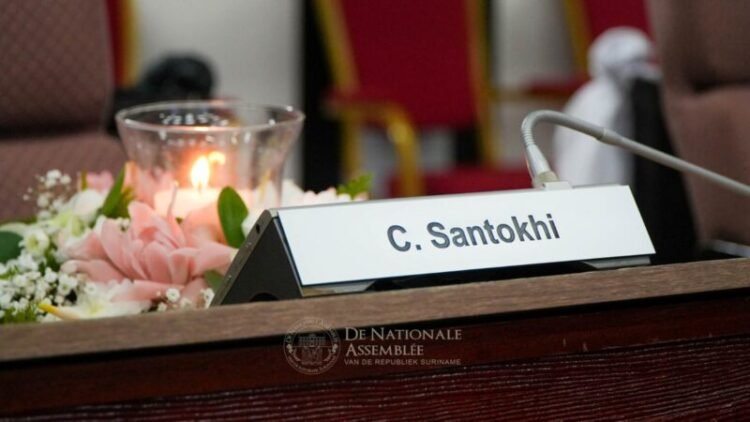 Parliament reflects on Santokhi’s death: ‘Politics bows to humanity’ – de Ware Tijd