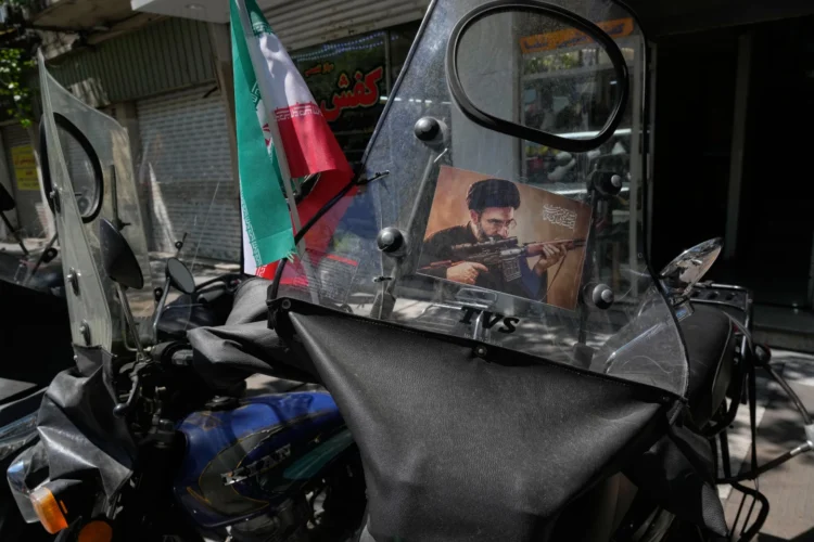 US and Iran prepare for ceasefire talks as Netanyahu authorizes negotiations with Lebanon