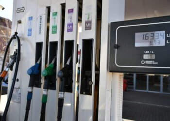 Gasoline is getting more expensive, diesel is getting cheaper: fuel prices in Moldova on April 24