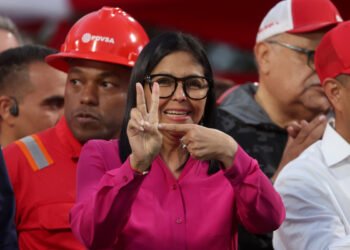 100 days of Delcy Rodríguez as president with her back to the CRBV