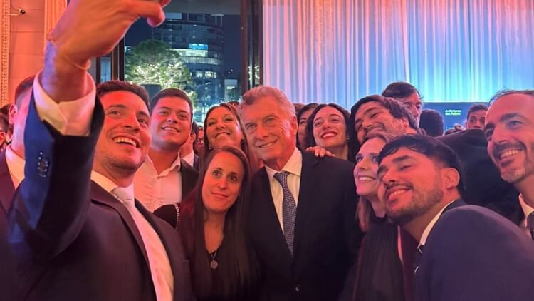 Macri warned that Argentina “already had too much time to improvise”