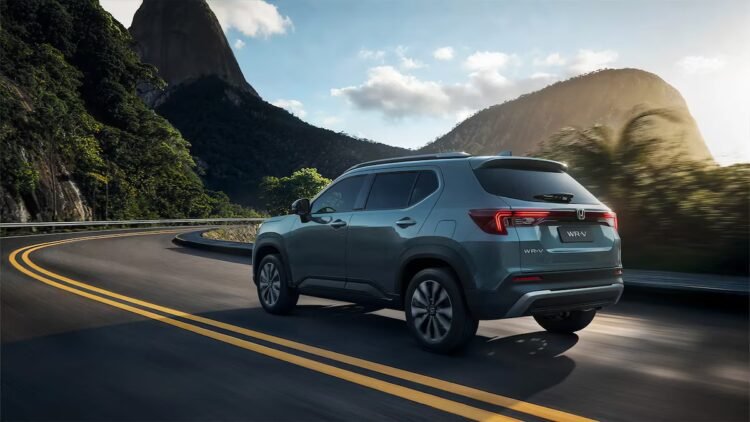 A carmaker lowers the price of three of its cars, freezes the rest and sells them in installments at 0 rate