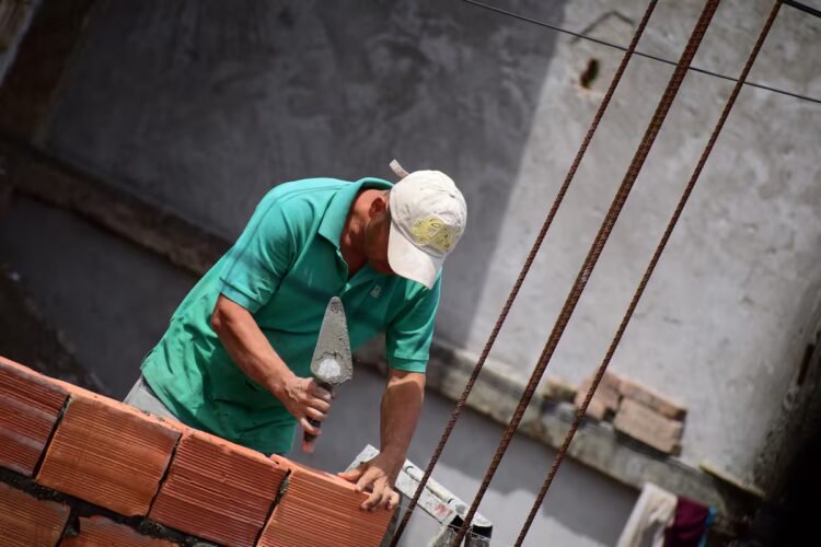 Informality continues to increase: there are already 9 million people working “black”