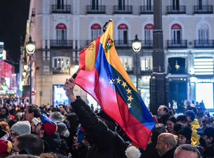 Spain eliminates express regularization for Venezuelan migrants
