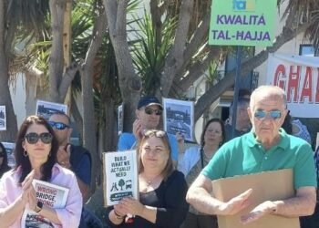 Swieqi residents protest ‘monstrous’ footbridge, call for practical alternative