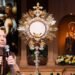 The phenomenon of the influencer friar that revolutionized a neighboring country
