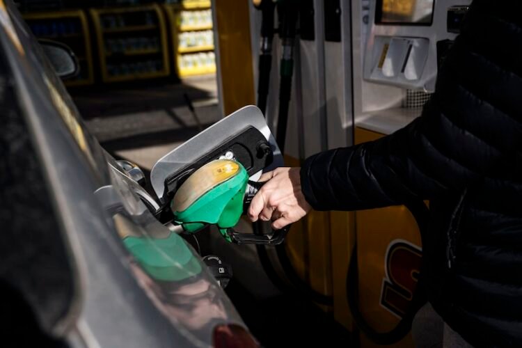 Consumer confidence in Finland falls to new low
