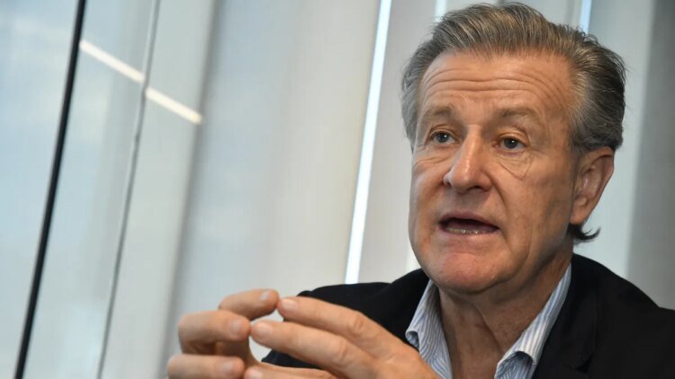 Gurméndez requested that the Intelligence Commission consult with Layera about the risks of the country being used as logistical support for Iran