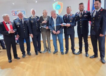 Slobodna Dalmacija – The two living founders also arrived at the celebration of the 75th anniversary of DVD Supetar. A special honor was given to temporary firefighters