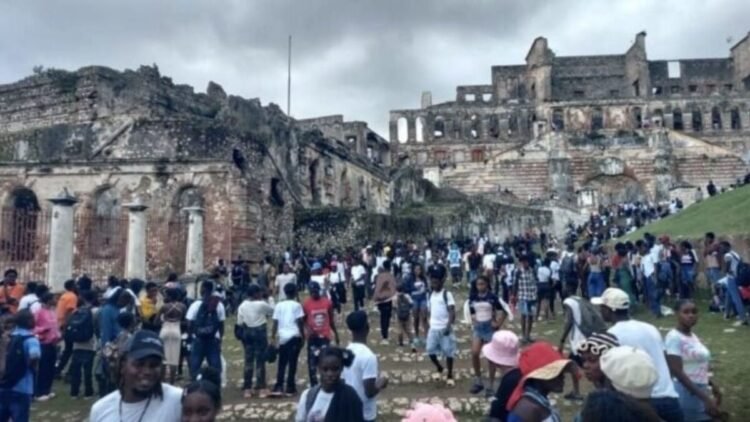 Three days of mourning decreed in Haiti for victims of stampede