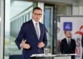 “Stop subsidizing China now,” says former Polish PM