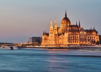 Shared Sovereignty: EU Flag Makes a Return to the Hungarian Parliament