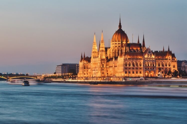 Shared Sovereignty: EU Flag Makes a Return to the Hungarian Parliament