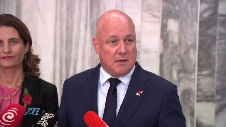 Luxon survives caucus vote after poor poll showing