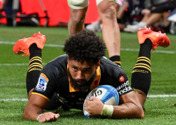 ‘Can you chip in?’: coach’s cheeky plea to keep Fineanganofo in country