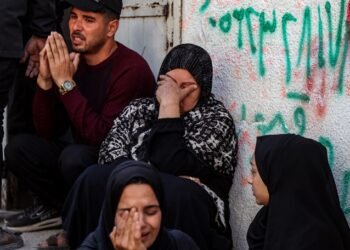 10 Palestinians, including 7 policemen killed in Israeli strikes in Gaza