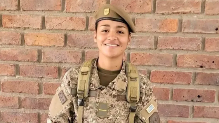 The Army mourned the death of Ananis Reyes, the 18-year-old girl murdered by her partner in the La Chancha neighborhood