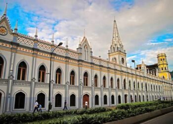 Academy of Political and Social Sciences warns of crisis of legitimacy due to presidential vacancy in Venezuela