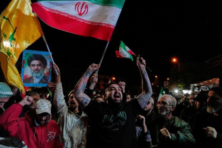 Iran closes Strait of Hormuz again in response to Israeli attacks in Lebanon, threatening ceasefire