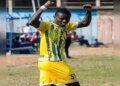 Tragedy in Ghana: footballer dies during an armed robbery of his team