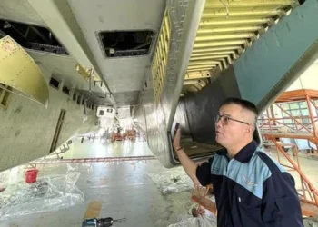 Technicians maintaining Vietnam’s fighter jets regarded as ‘national assets’
