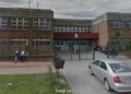 At high school: a student attacked another classmate with a weapon