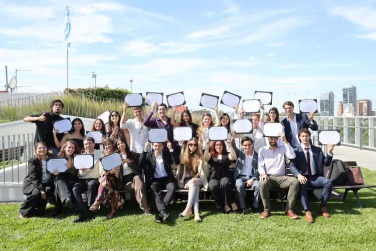 A new class graduated from the LN/UTDT Master’s Degree in Journalism