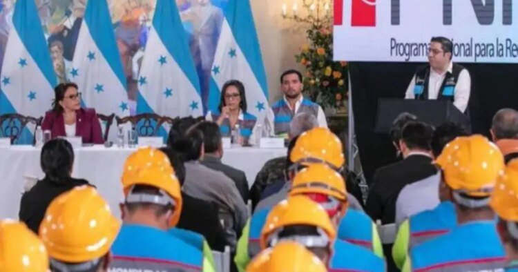 More than L13 million was spent by Enee on cell phones with an unknown destination