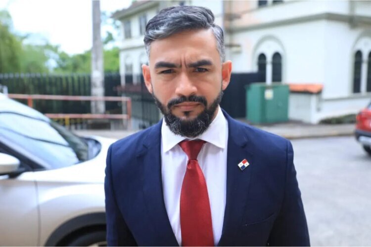 Deputy Luis Duke criticizes lack of transparency in payrolls under Herrera’s presidency