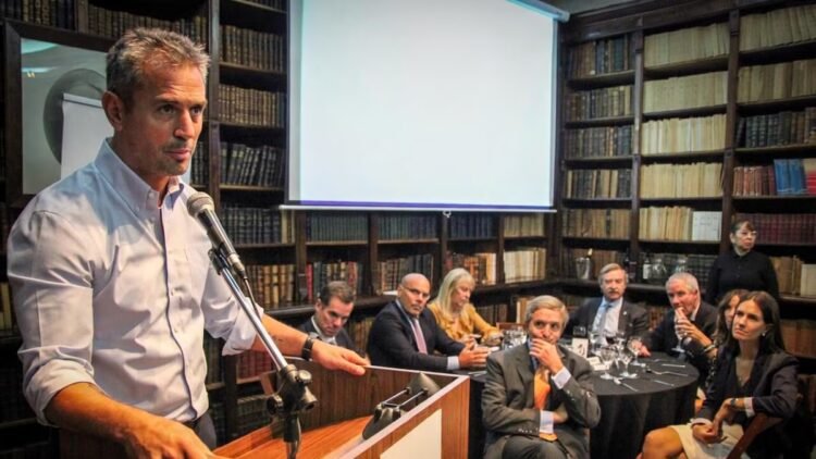 The ruling party is preparing to defend Adorni in Congress and does not rule out the presence of Milei