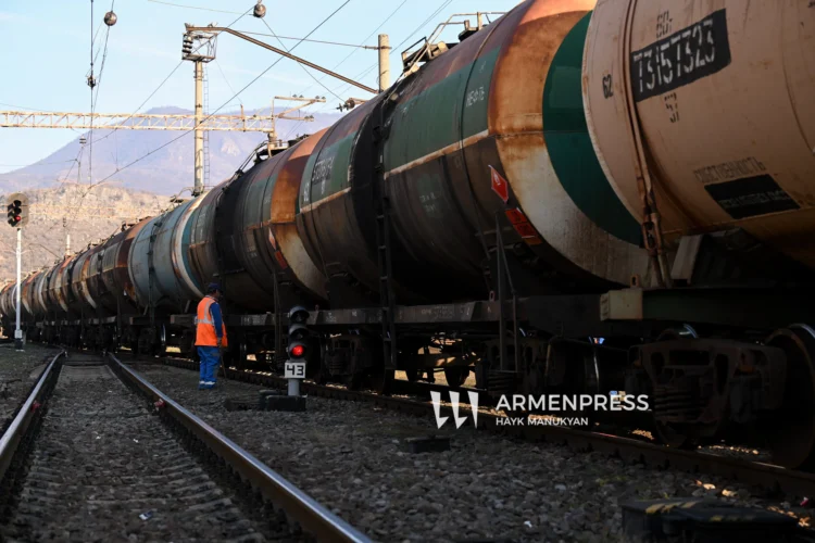 Armenia has published data on the volumes of imports through the territory of Azerbaijan and from Azerbaijan itself