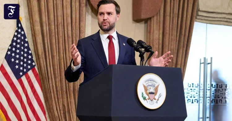 US naval blockade remains obstacle to negotiations with Iran